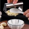 100% Stainless Steel Garlic Press Rocker Garlic Rocker Crusher Garlic Chopper Mincer Press Kitchen Garlic Masher Kitchen Tools - silver